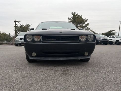 Used 2009 Dodge Challenger SE image 5