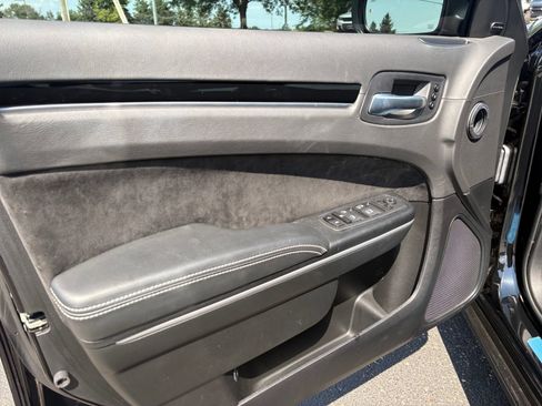 Used 2023 Chrysler 300 C RWD image 21