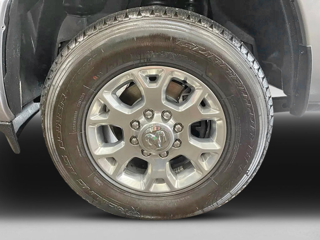 Used 2024 RAM 2500 Laramie AWD/4WD image 14