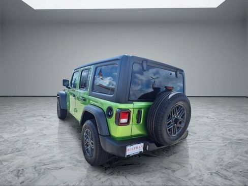 Used 2025 Jeep Wrangler Unlimited Sport AWD/4WD image 5