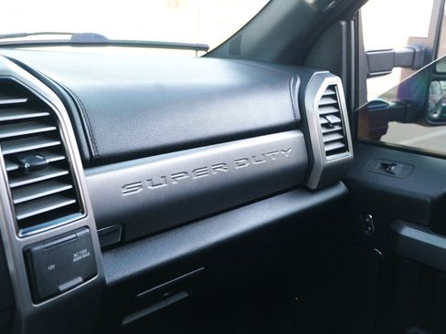 Used 2019 Ford F350 Platinum w/ Platinum Ultimate Package image 50