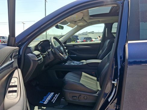 Certified 2026 INFINITI QX60 Luxe w/ Cargo Package AWD/4WD image 12