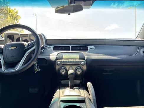 Used 2015 Chevrolet Camaro LS RWD image 28