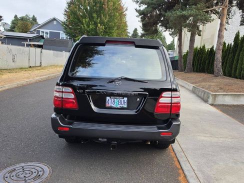 Used 2003 Toyota Land Cruiser w/ Convenience Pkg AWD/4WD image 6