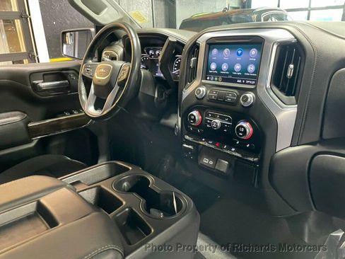 Used 2019 GMC Sierra 1500 SLE AWD/4WD image 18