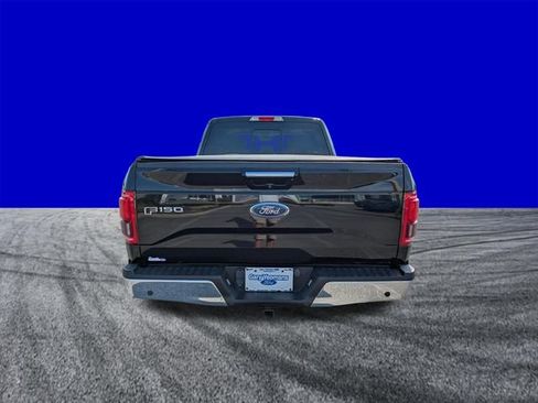 Used 2017 Ford F150 Lariat w/ Equipment Group 502A Luxury AWD/4WD image 5