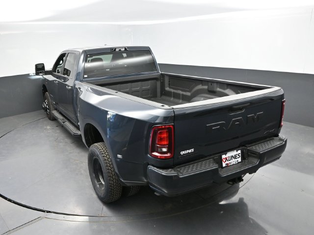 New 2027 RAM 3500 Big Horn AWD/4WD image 40