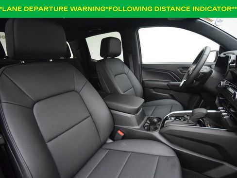 Used 2026 Chevrolet Colorado Trail Boss AWD/4WD image 19