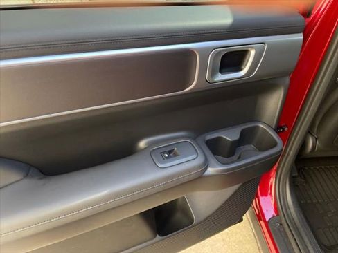 Used 2025 Hyundai Santa Fe XRT image 15