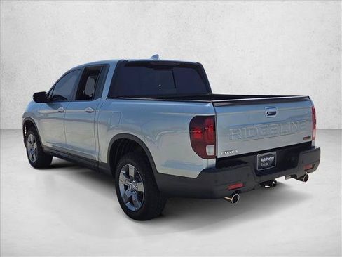 Used 2025 Honda Ridgeline TrailSport image 7