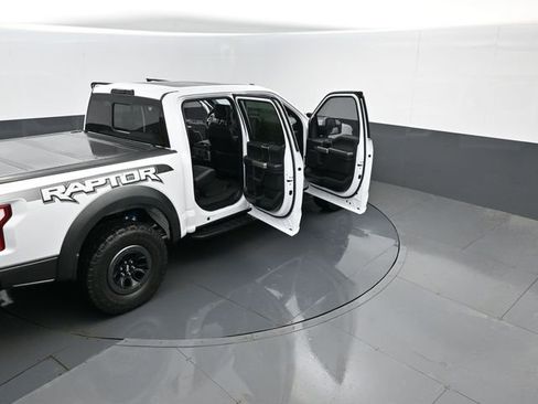 Used 2018 Ford F150 Raptor w/ Equipment Group 802A Luxury image 27