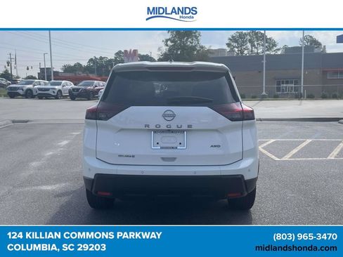 Used 2025 Nissan Rogue S AWD/4WD image 5