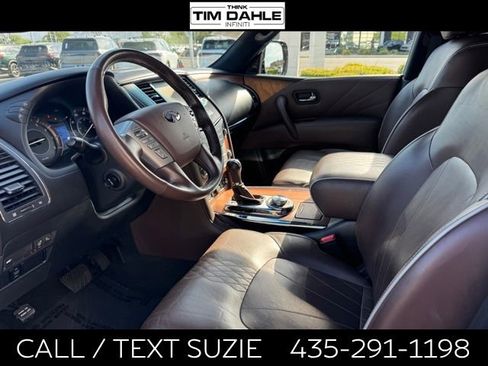 Used 2017 INFINITI QX80 Limited AWD/4WD image 12