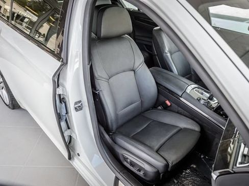Used 2014 BMW 740Li RWD image 42