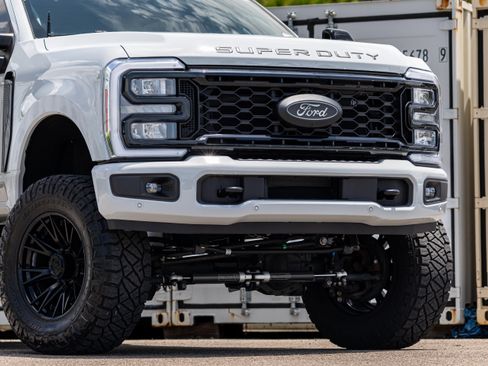 Certified 2025 Ford F250 Lariat w/ Lariat Ultimate Package AWD/4WD image 18