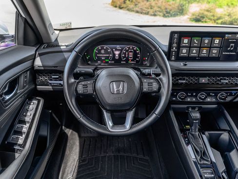 Used 2024 Honda Accord Touring image 23