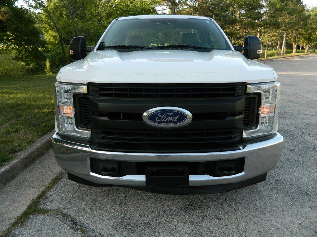 Used 2017 Ford F250 XL w/ Power Equipment Group RWD image 2