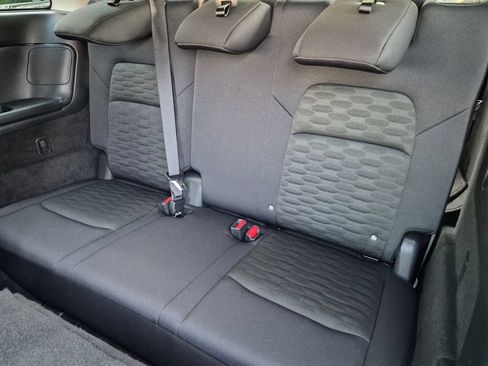Used 2025 Nissan Pathfinder S AWD/4WD image 23