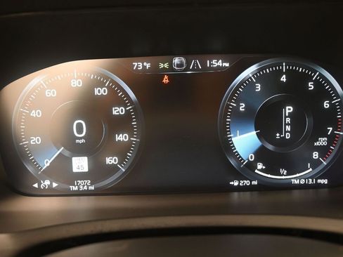 Used 2021 Volvo XC90 T6 Momentum w/ Protection Package Premier image 13