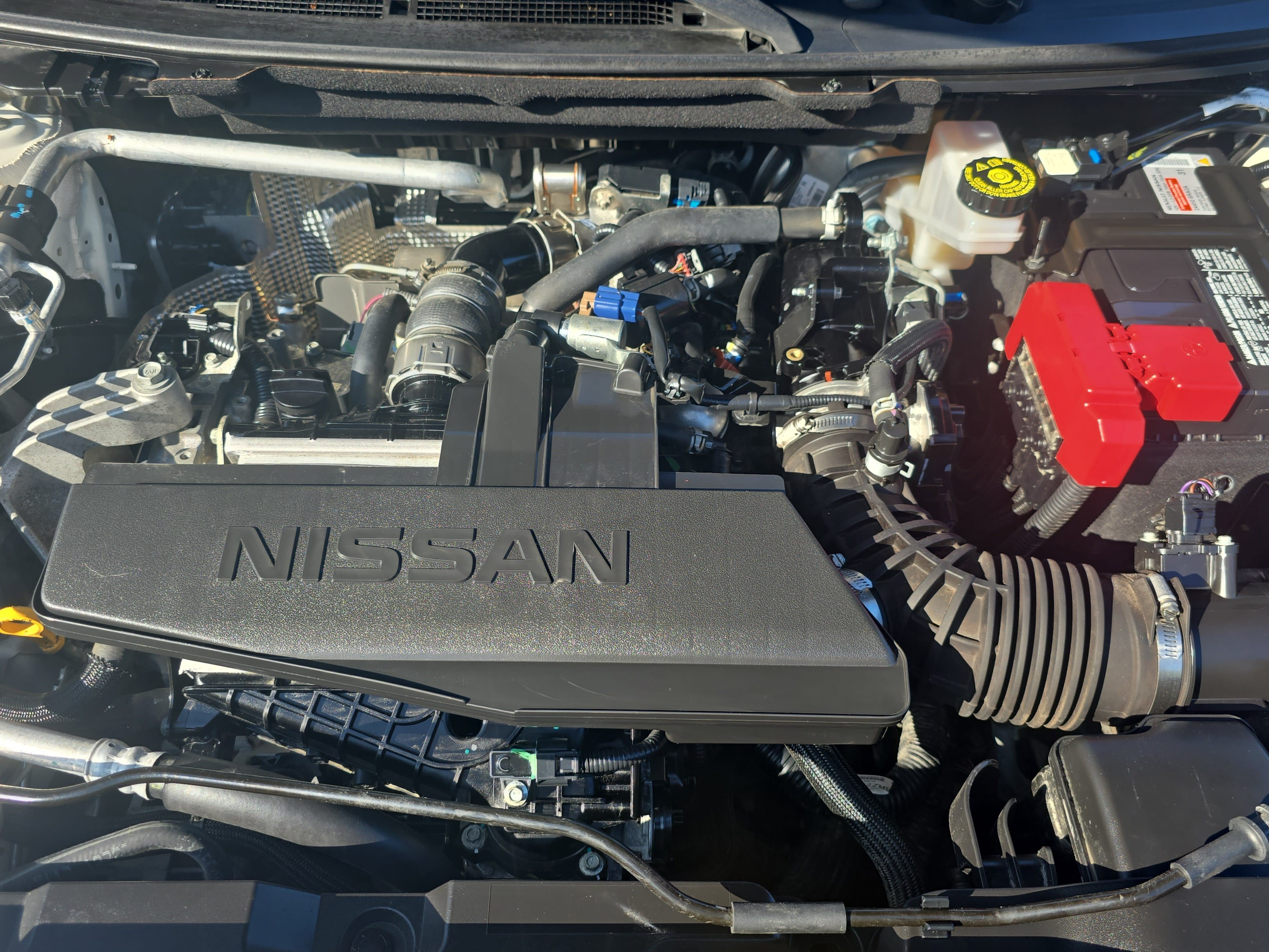 Used 2024 Nissan Rogue S AWD/4WD image 30