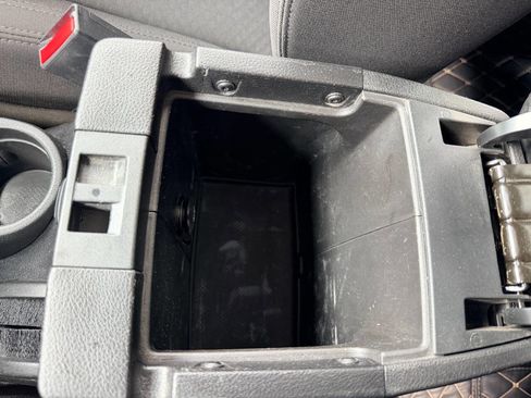 Used 2015 Jeep Wrangler Unlimited Sport image 35