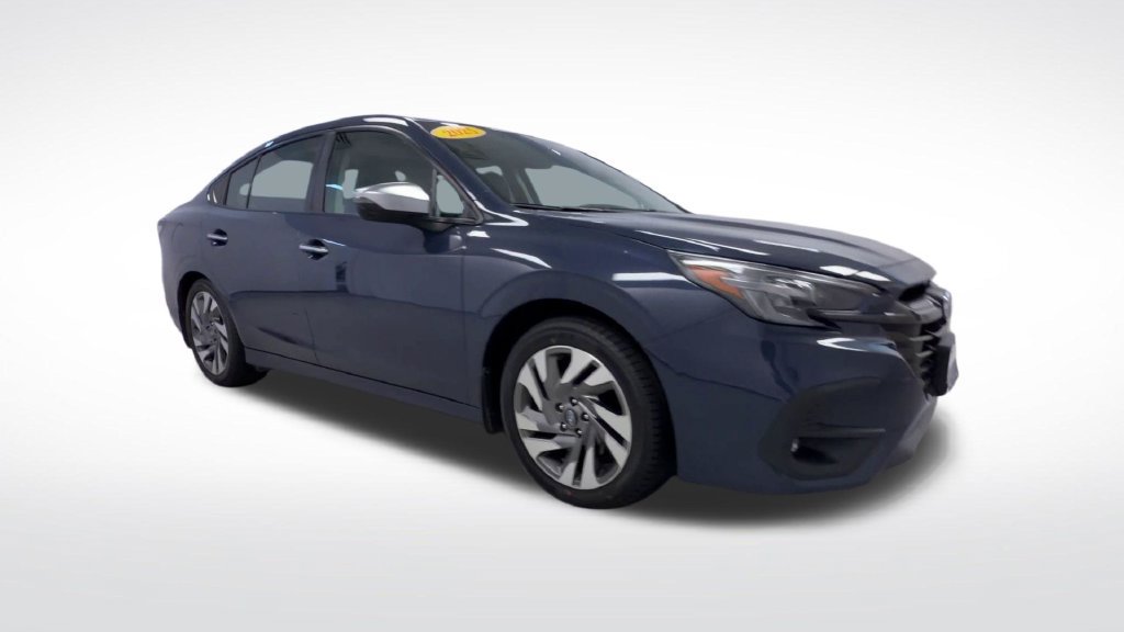 Used 2025 Subaru Legacy Touring XT AWD/4WD image 2