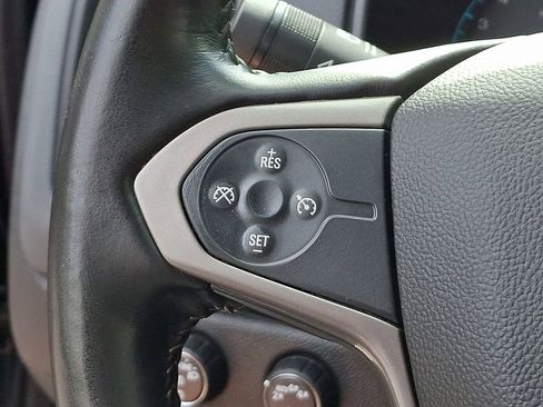 Used 2018 Chevrolet Colorado Z71 AWD/4WD image 21