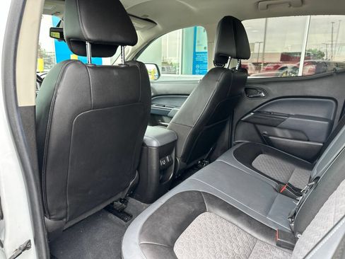 Used 2019 Chevrolet Colorado Z71 AWD/4WD image 16