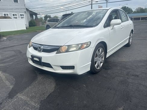 Used 2010 Honda Civic LX image 2