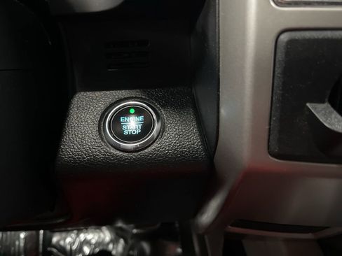 Used 2020 Ford F150 Lariat image 38