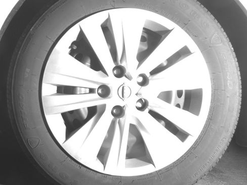 Used 2025 Nissan Sentra S FWD image 12