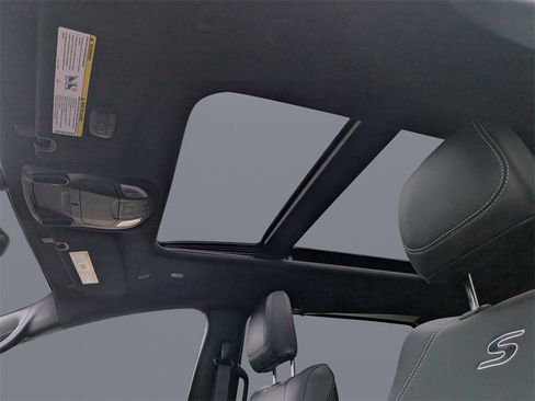 New 2026 Chrysler Pacifica Select w/ S Appearance Package image 21