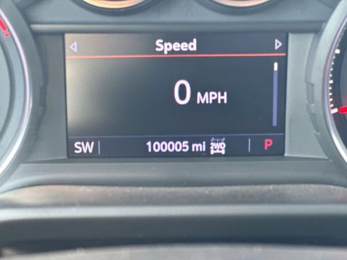 Used 2019 Chevrolet Silverado 1500 RST AWD/4WD image 13