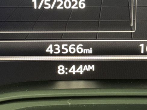 Used 2019 Audi SQ5 Prestige w/ Prestige Package image 6