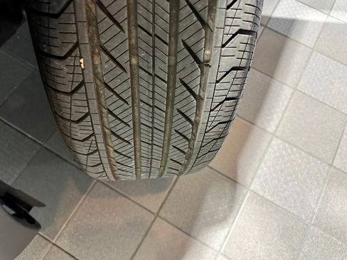 Used 2022 Mercedes-Benz GLB 250 4MATIC image 38