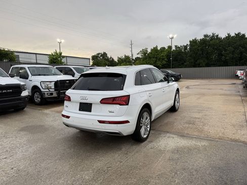 Used 2018 Audi Q5 Prestige w/ Prestige Package AWD/4WD image 5