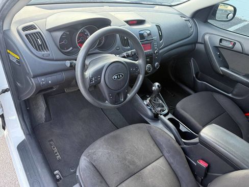 Used 2012 Kia Forte EX w/ Fuel Economy Pkg image 9