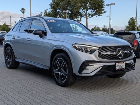 Certified 2025 Mercedes-Benz GLC 300 4MATIC image 3