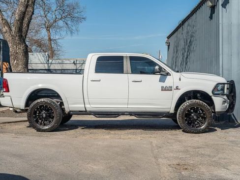 Used 2018 RAM 2500 Laramie w/ Sport Appearance Group image 7