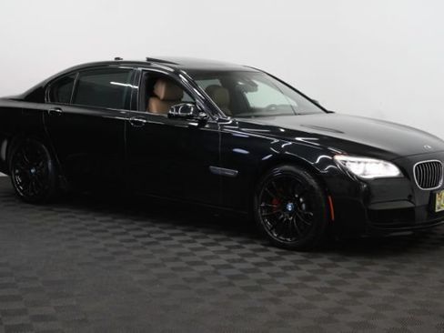 Used 2015 BMW 750Li xDrive AWD/4WD image 1