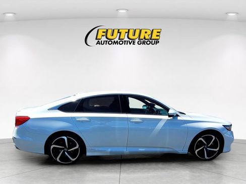 Used 2018 Honda Accord Sport image 3