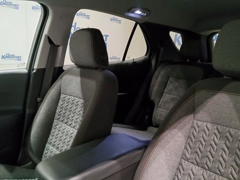 Used 2023 Chevrolet Equinox LT image 17