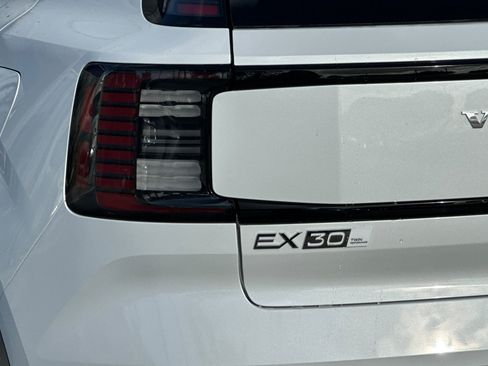 New 2026 Volvo EX30 Ultra w/ Climate Package AWD/4WD image 21
