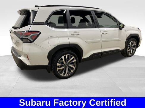 Used 2025 Subaru Forester Touring image 4