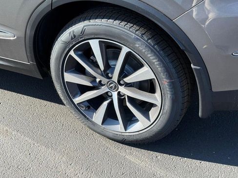 Used 2026 Acura MDX SH-AWD w/ Technology Package image 5