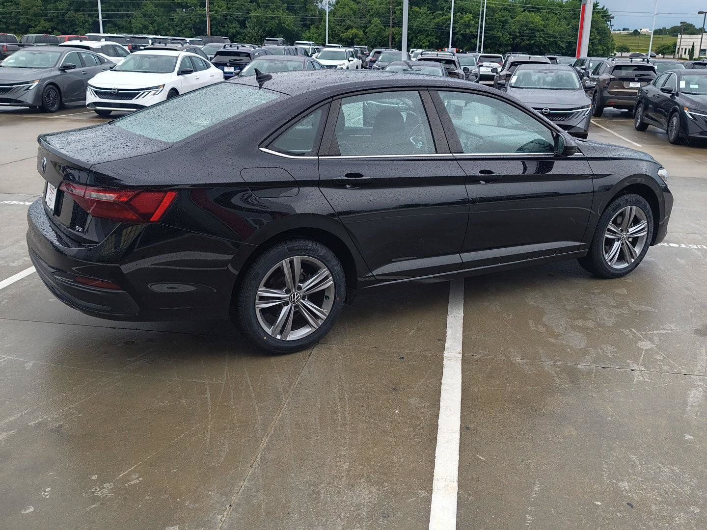 Used 2022 Volkswagen Jetta SE FWD image 18