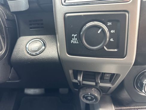 Used 2021 Ford F350 Lariat image 28