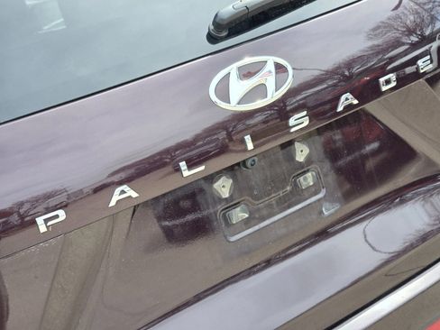 Used 2024 Hyundai Palisade Limited image 16