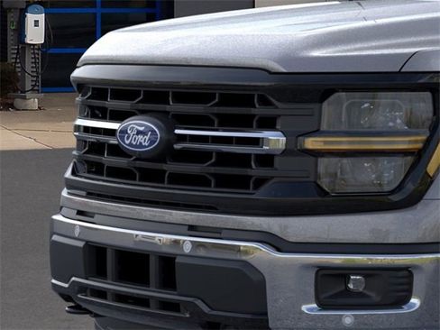 New 2024 Ford F150 XLT w/ Equipment Group 303A High image 17