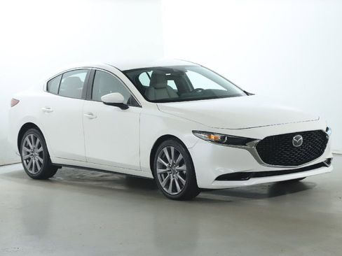 Used 2019 MAZDA MAZDA3 Sedan w/ Preferred Package image 9